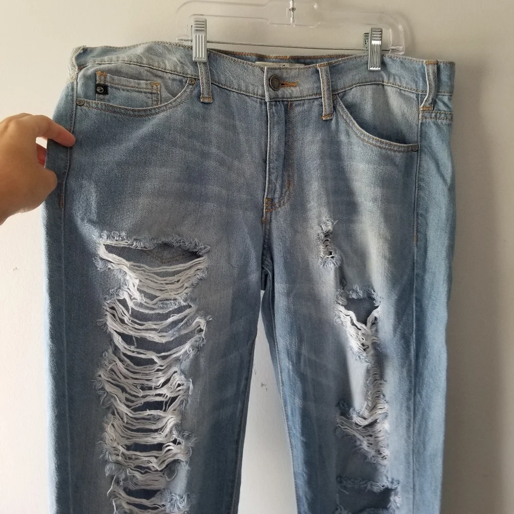 KanCan Distressed Ripped Boyfriend Jeans 28